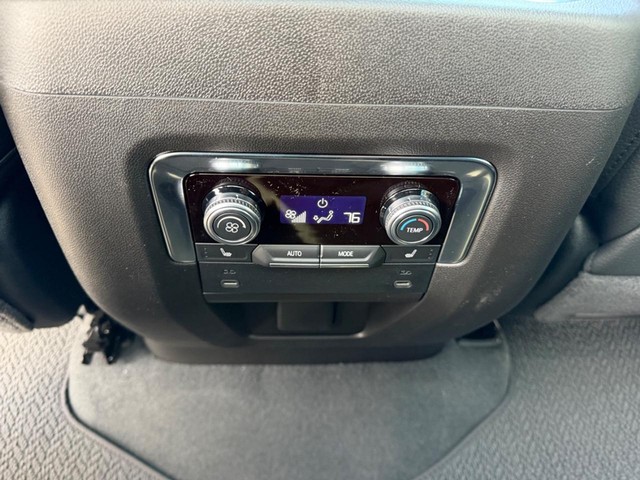 2026 GMC Yukon XL Denali - Photo 13