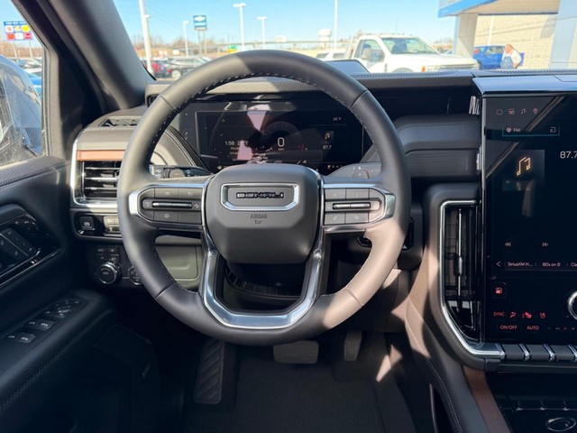 2026 GMC Yukon XL Denali - Photo 15