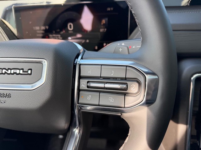 2026 GMC Yukon XL Denali - Photo 17