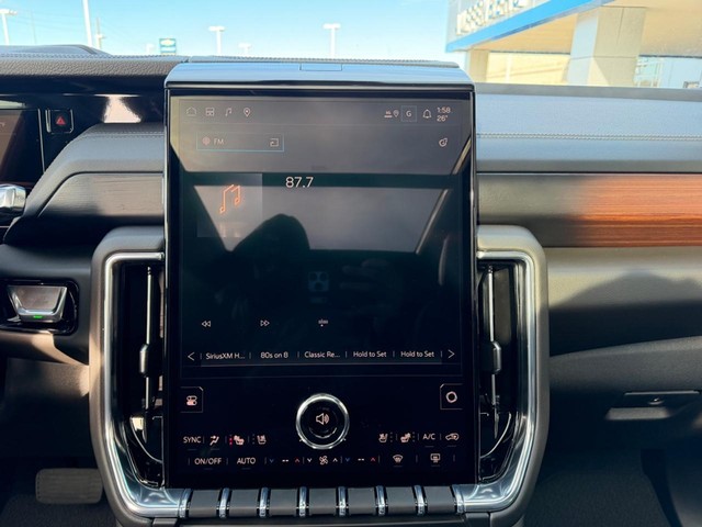 2026 GMC Yukon XL Denali - Photo 19