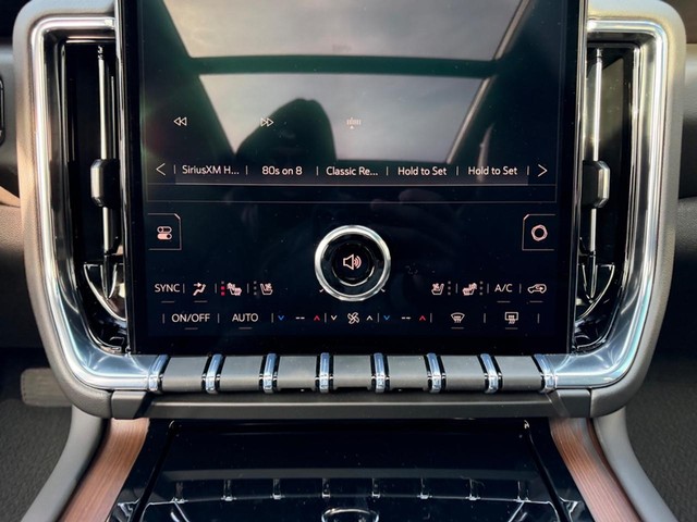 2026 GMC Yukon XL Denali - Photo 20