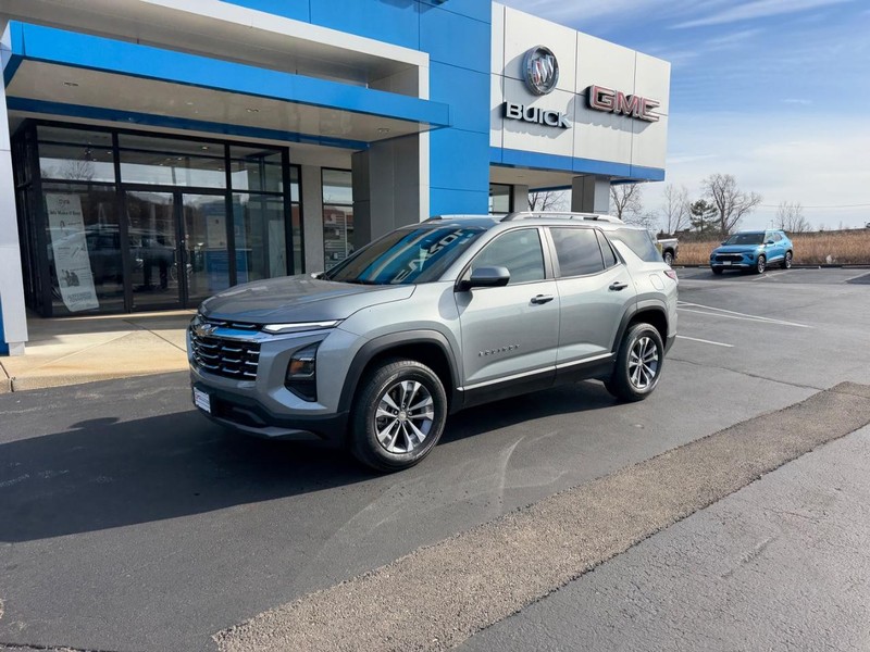 Chevrolet Equinox Vehicle Full-screen Gallery Image 02