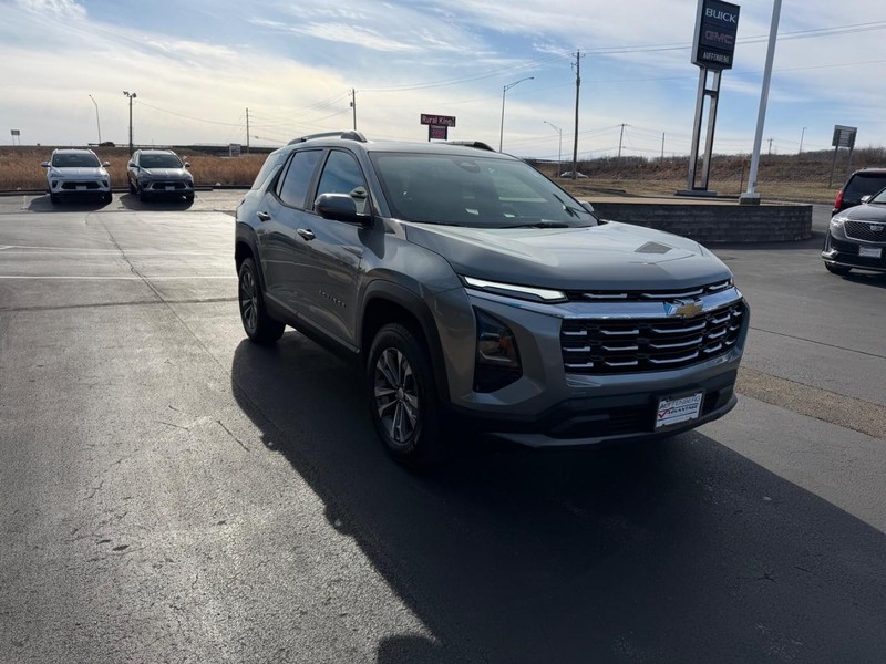 Chevrolet Equinox Vehicle Full-screen Gallery Image 04