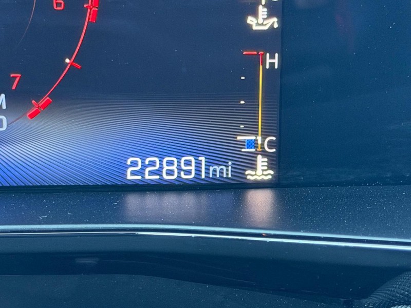 Chevrolet Colorado Vehicle Full-screen Gallery Image 20