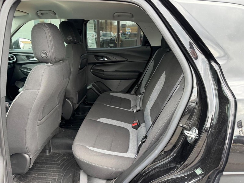 Chevrolet TrailBlazer Vehicle Full-screen Gallery Image 09