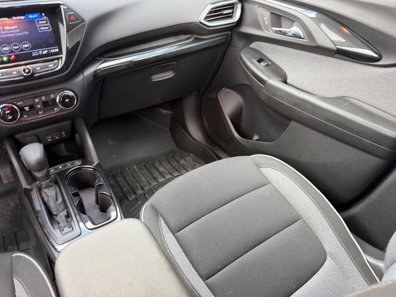 Chevrolet TrailBlazer Vehicle Full-screen Gallery Image 17