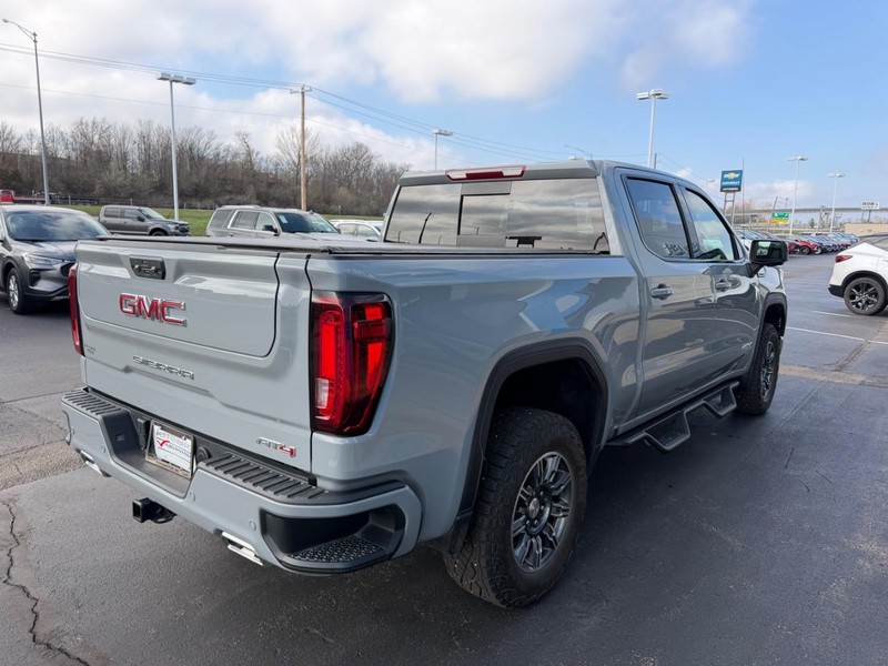 GMC Sierra 1500 Vehicle Full-screen Gallery Image 05