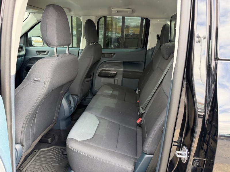 Ford Maverick Vehicle Full-screen Gallery Image 09