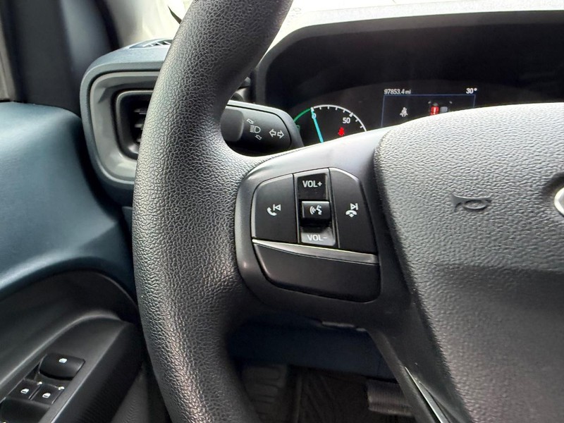 Ford Maverick Vehicle Full-screen Gallery Image 12