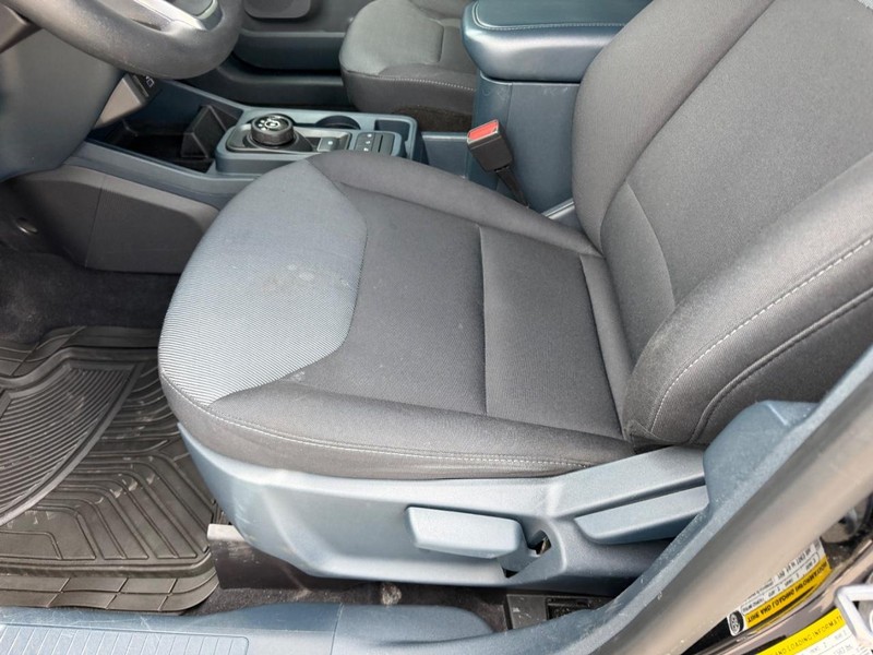 Ford Maverick Vehicle Full-screen Gallery Image 19