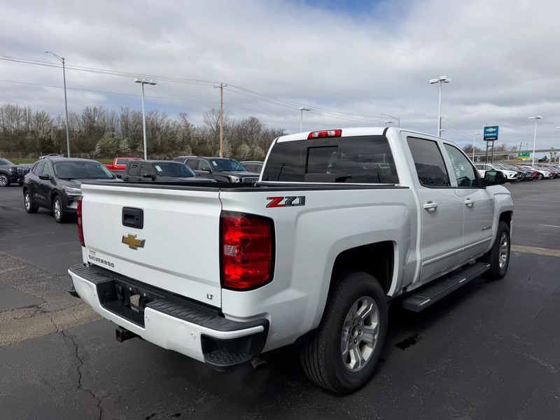 Chevrolet Silverado 1500 Vehicle Full-screen Gallery Image 05