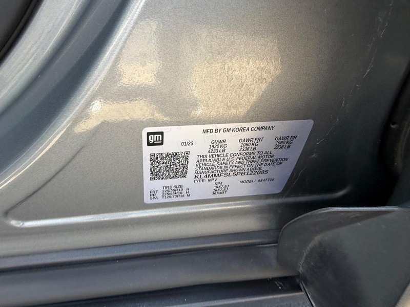 Buick Encore GX Vehicle Full-screen Gallery Image 25