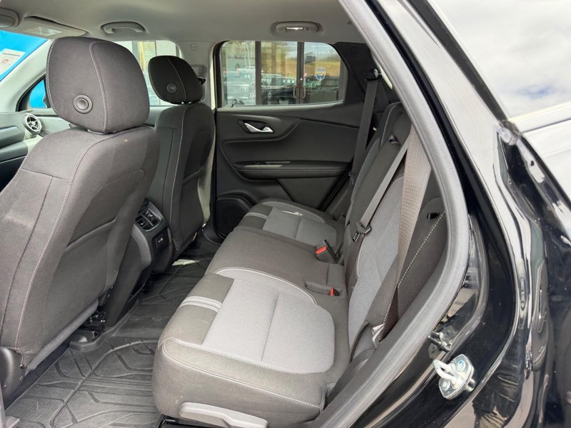 Chevrolet Blazer Vehicle Full-screen Gallery Image 10