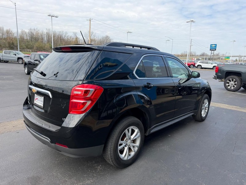 Chevrolet Equinox Vehicle Full-screen Gallery Image 05