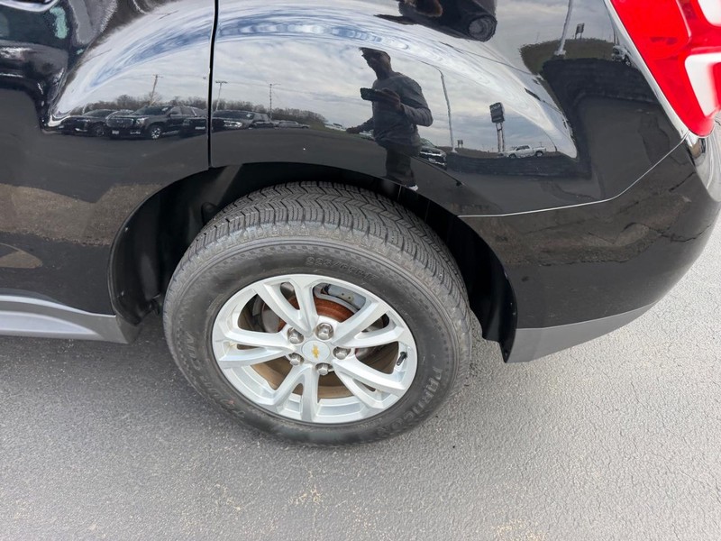 Chevrolet Equinox Vehicle Full-screen Gallery Image 08