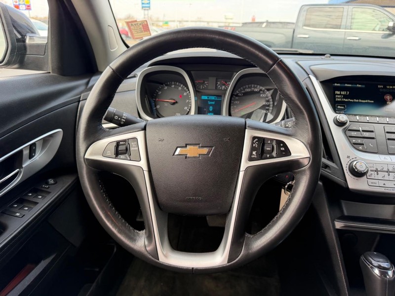 Chevrolet Equinox Vehicle Full-screen Gallery Image 11