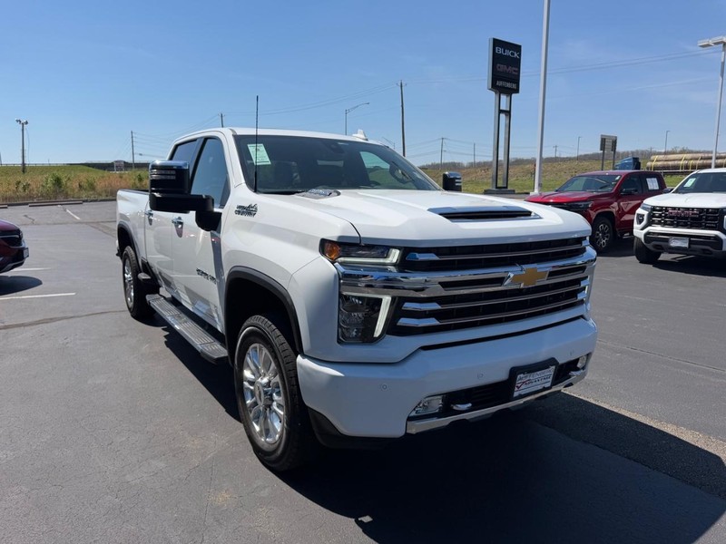 Chevrolet Silverado 2500HD Vehicle Full-screen Gallery Image 04
