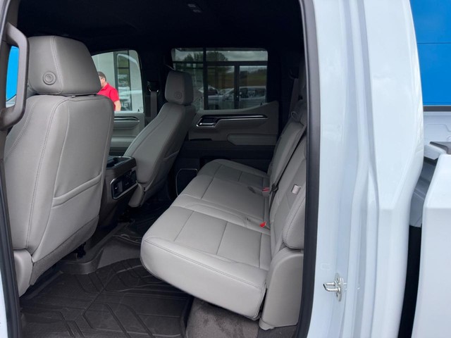 2026 Chevrolet Silverado 1500 LTZ - Photo 9