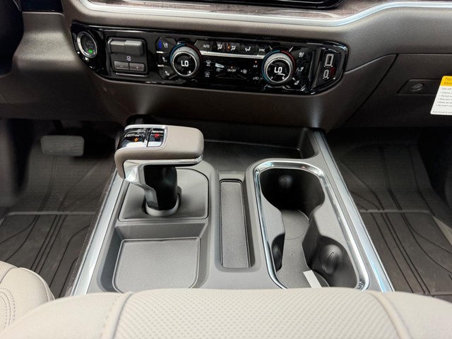 2026 Chevrolet Silverado 1500 LTZ - Photo 16