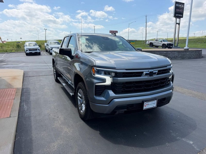 Chevrolet Silverado 1500 Vehicle Full-screen Gallery Image 04
