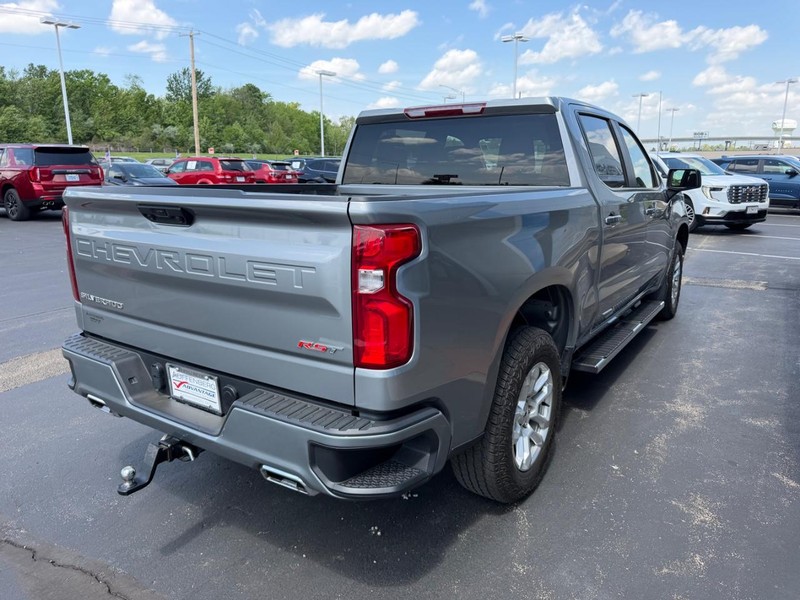 Chevrolet Silverado 1500 Vehicle Full-screen Gallery Image 05