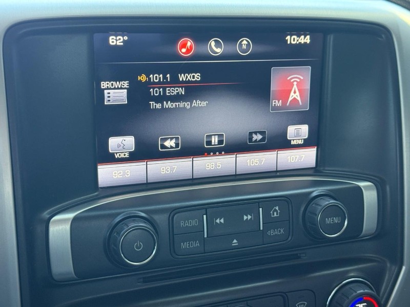 GMC Sierra 2500HD Vehicle Full-screen Gallery Image 15