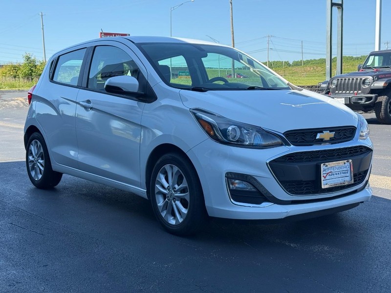Chevrolet Spark Vehicle Full-screen Gallery Image 08