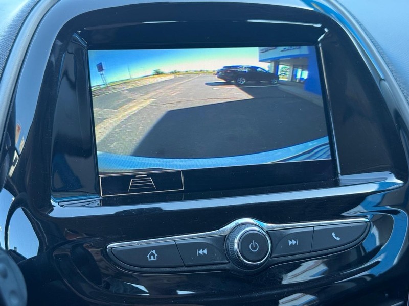 Chevrolet Spark Vehicle Full-screen Gallery Image 16