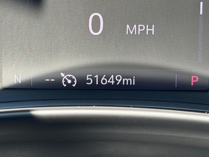GMC Terrain Vehicle Full-screen Gallery Image 23