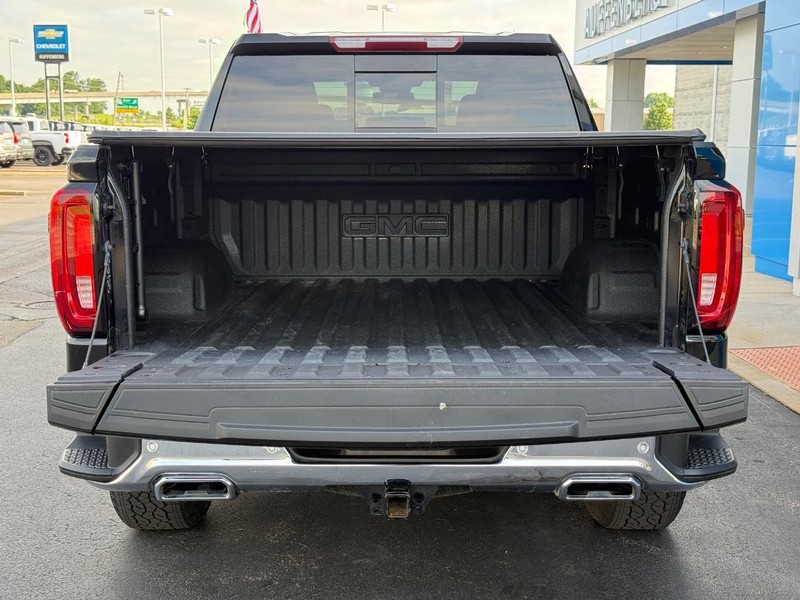 GMC Sierra 1500 Vehicle Full-screen Gallery Image 06