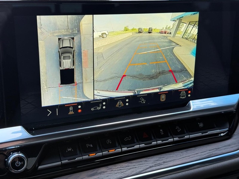 GMC Sierra 1500 Vehicle Full-screen Gallery Image 17