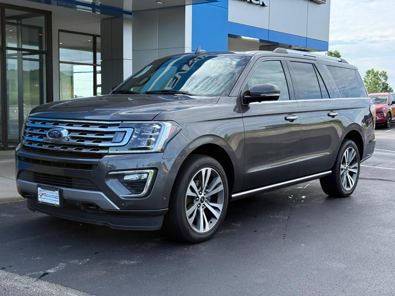 Ford Expedition Max Vehicle Full-screen Gallery Image 02