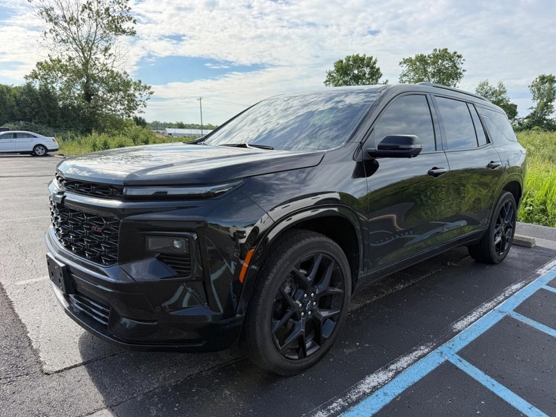 Chevrolet Traverse Vehicle Full-screen Gallery Image 04