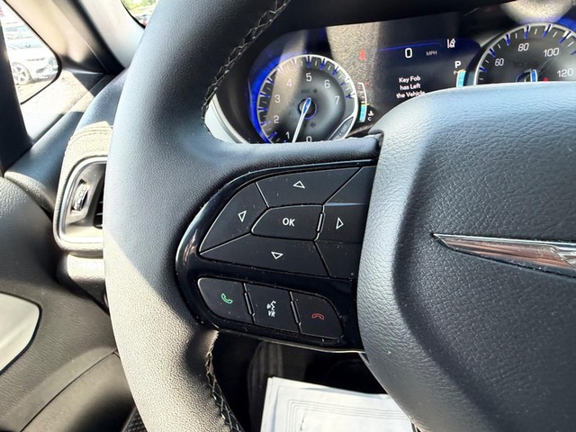 2025 Chrysler Pacifica Limited - Photo 16