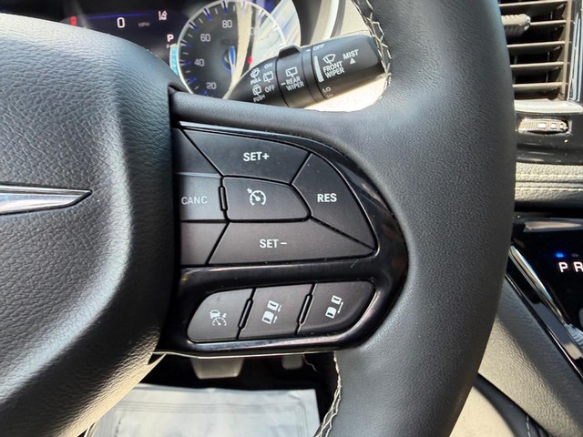 2025 Chrysler Pacifica Limited - Photo 17