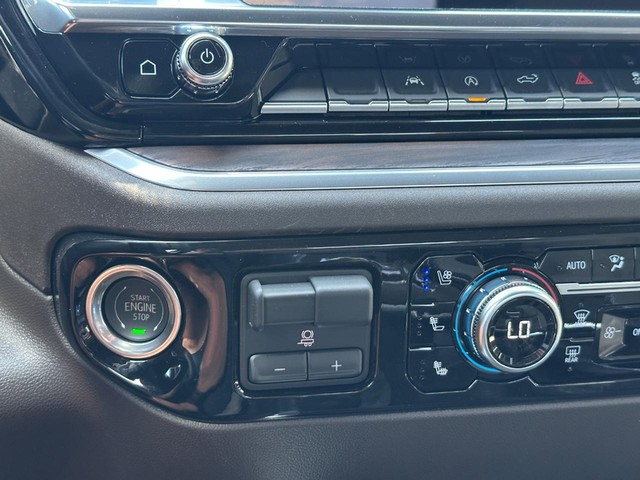 2026 GMC Sierra 1500 SLT - Photo 12