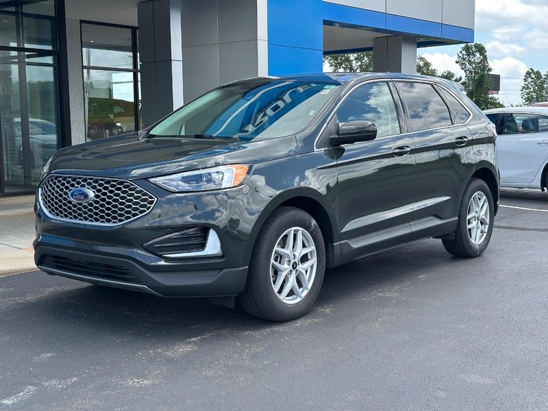 Ford Edge Vehicle Full-screen Gallery Image 02