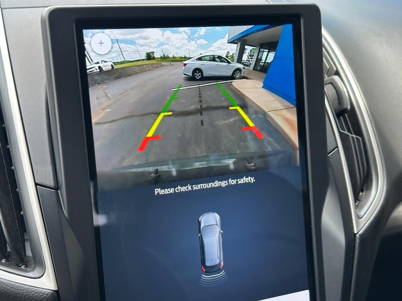 Ford Edge Vehicle Full-screen Gallery Image 17
