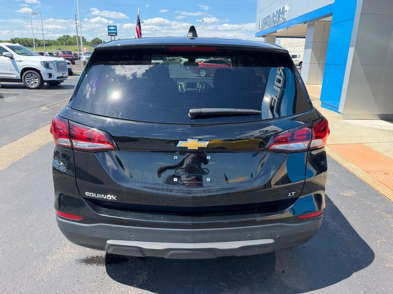 Chevrolet Equinox Vehicle Full-screen Gallery Image 06