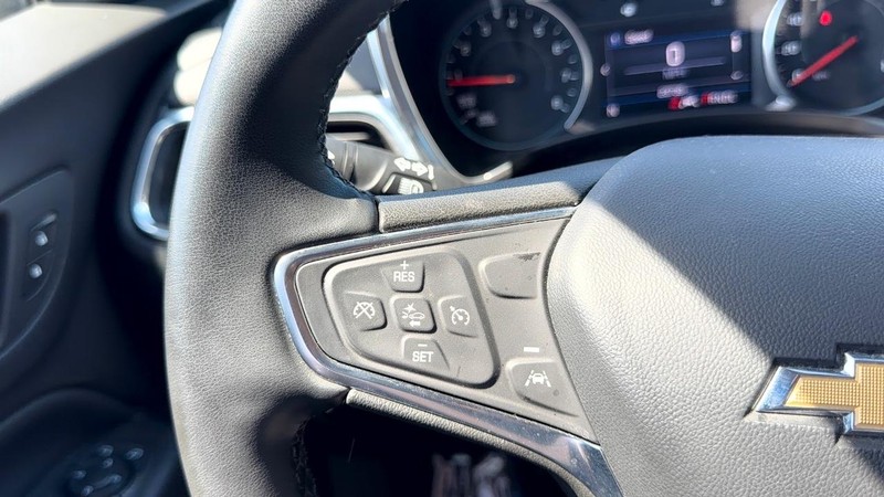 Chevrolet Equinox Vehicle Full-screen Gallery Image 13
