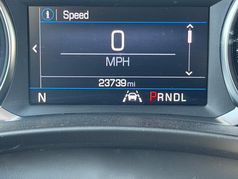 Chevrolet Equinox Vehicle Full-screen Gallery Image 22