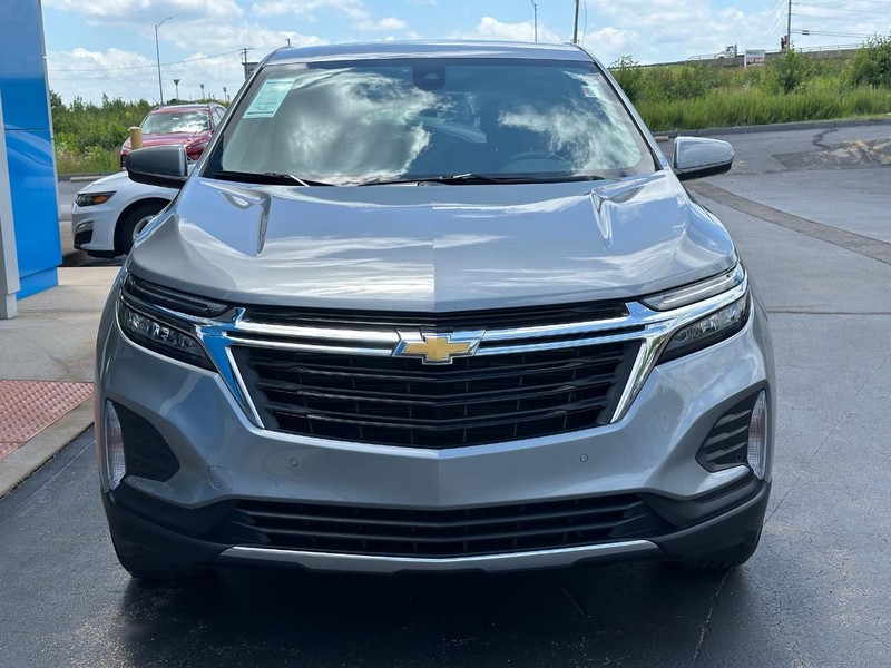 Chevrolet Equinox Vehicle Full-screen Gallery Image 09