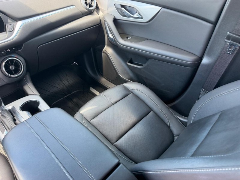 Chevrolet Blazer Vehicle Full-screen Gallery Image 19