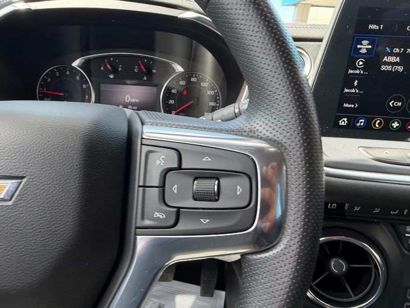 Chevrolet Blazer Vehicle Full-screen Gallery Image 15