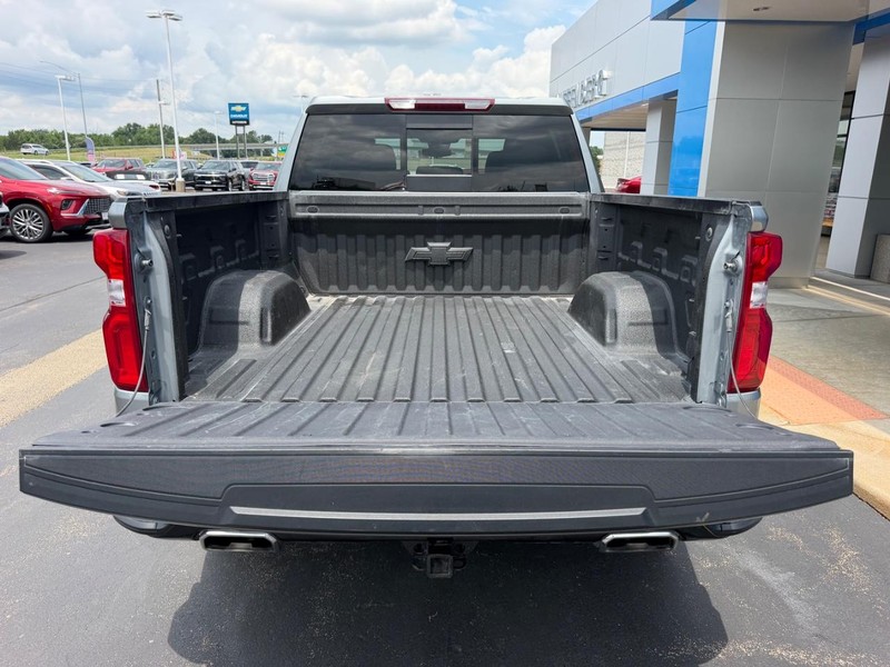 Chevrolet Silverado 1500 Vehicle Full-screen Gallery Image 07