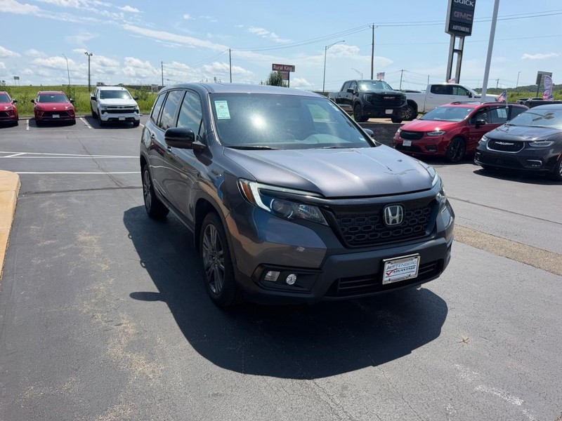 Honda Passport Vehicle Full-screen Gallery Image 04