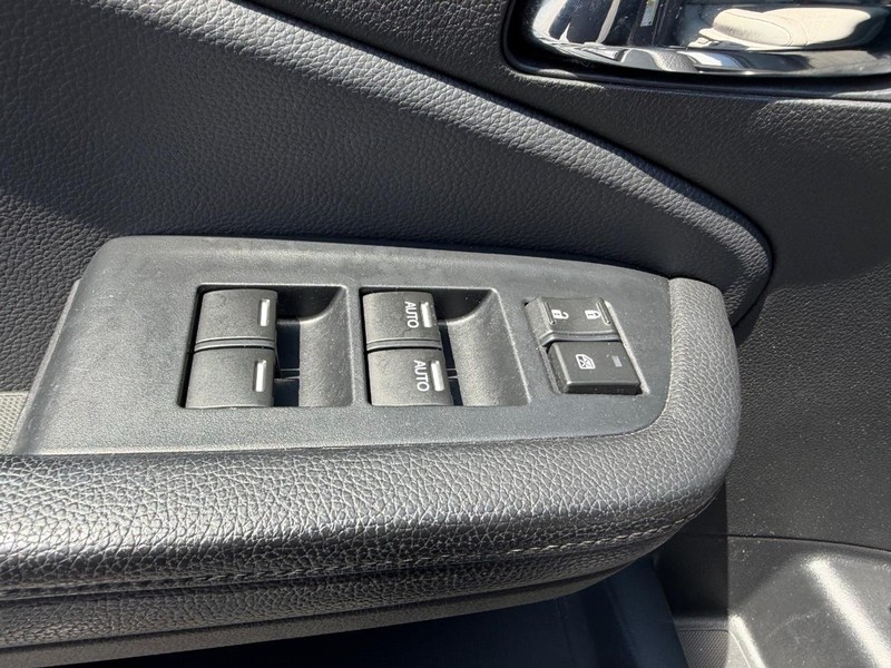 Honda Passport Vehicle Full-screen Gallery Image 20