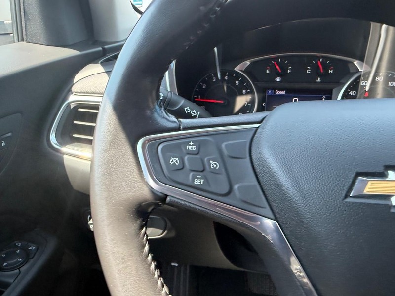Chevrolet Equinox Vehicle Full-screen Gallery Image 13