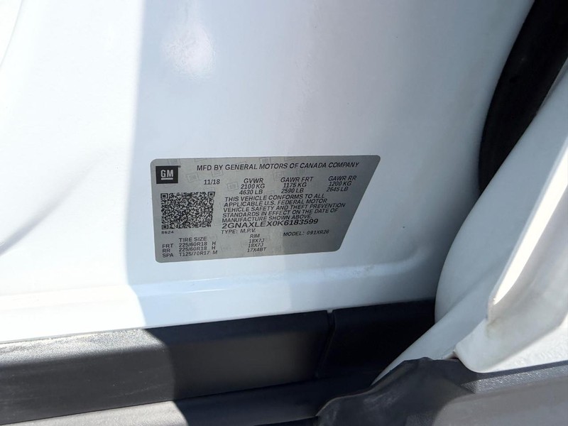 Chevrolet Equinox Vehicle Full-screen Gallery Image 24