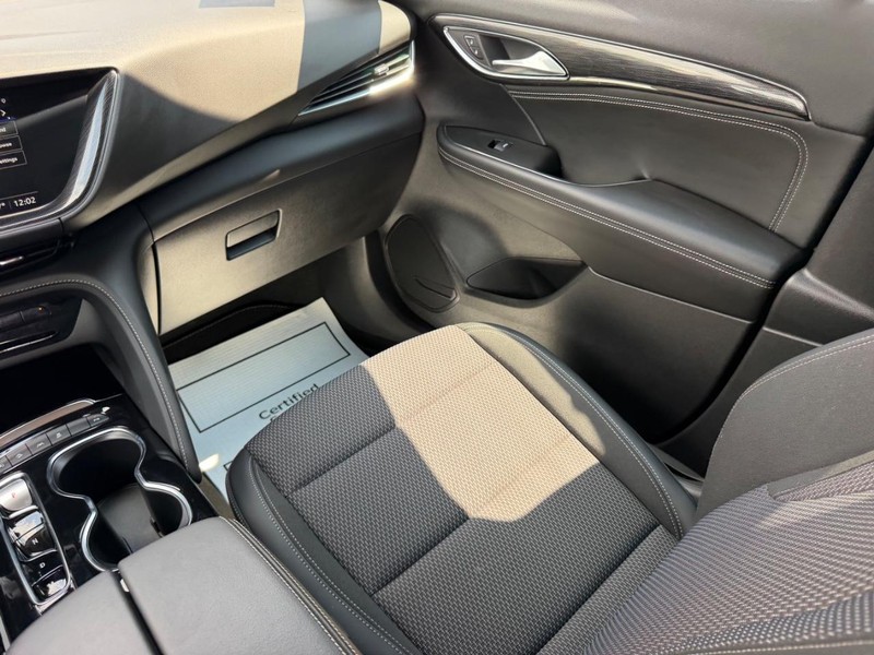 Buick Envision Vehicle Full-screen Gallery Image 18